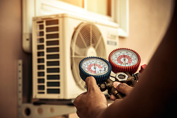 Professional Hvac technician working in Olympic Valley, CA